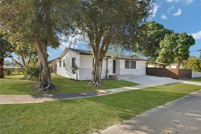 Building Photo - 7501 Raleigh St