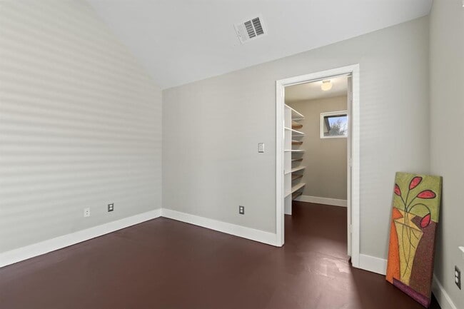 Building Photo - 3104 Candlelight Ct