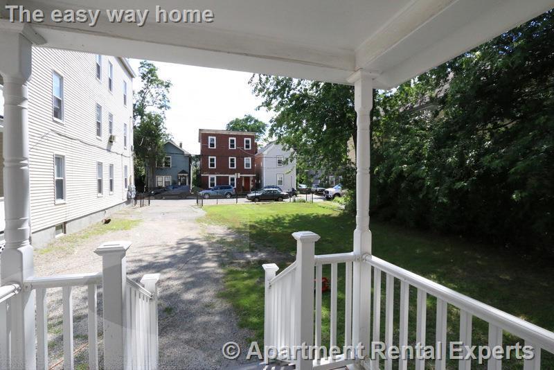 Building Photo - 429 Franklin St