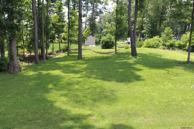 Building Photo - 106 Balsam Way