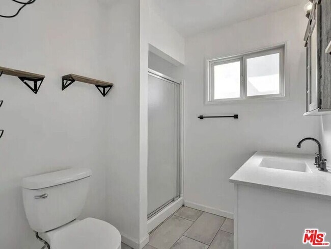 Building Photo - 28040 Ermine Pl