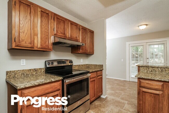 Building Photo - 6803 Highland Bluffs