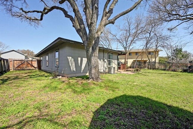 Building Photo - 5303 Kings Hwy