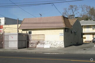 Building Photo - 11311 Burbank Blvd