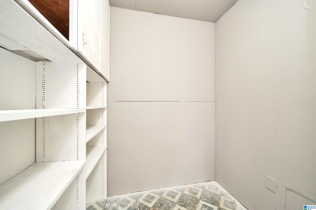 Building Photo - 2136 Arcadia Rd