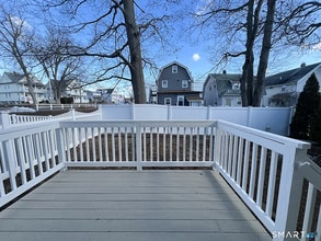 Building Photo - Welcome to 61 Laurel Ave, a beautifully updated 3 bedroom, 2.5 bathroom home