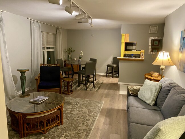 Building Photo - 1770 E Las Olas Blvd