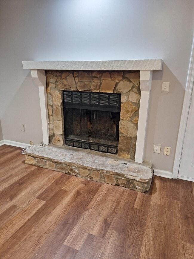 Building Photo - 867 Brandy Oaks Ln