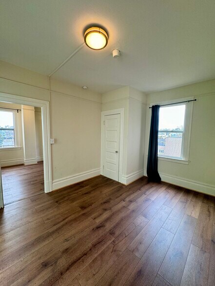 Building Photo - 1418 Pacific Ave