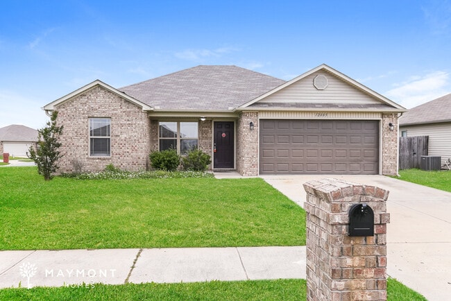 Building Photo - 12805 Bell Flower Dr
