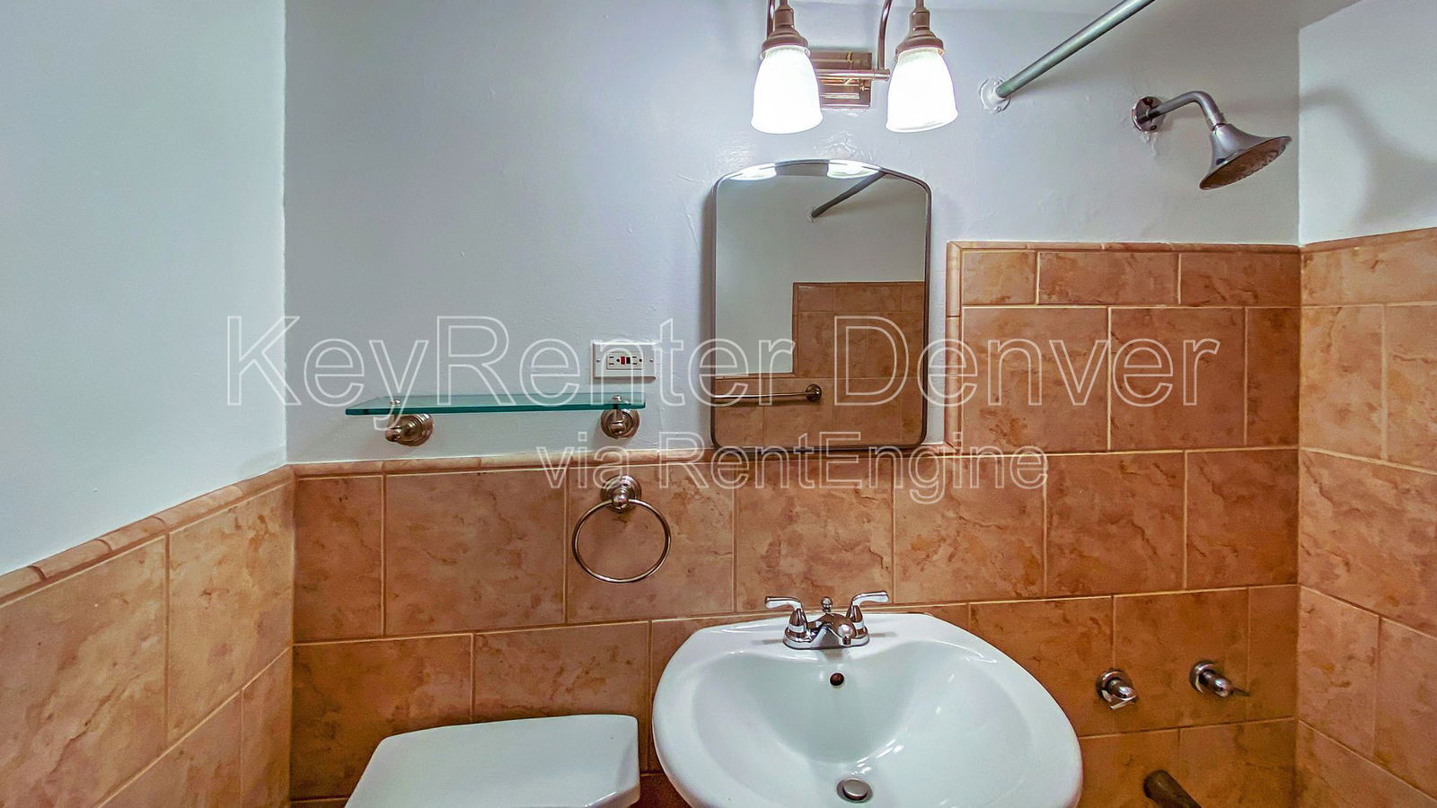 Building Photo - 2100 Franklin St