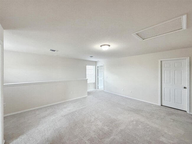 Building Photo - 825 Ozark Path