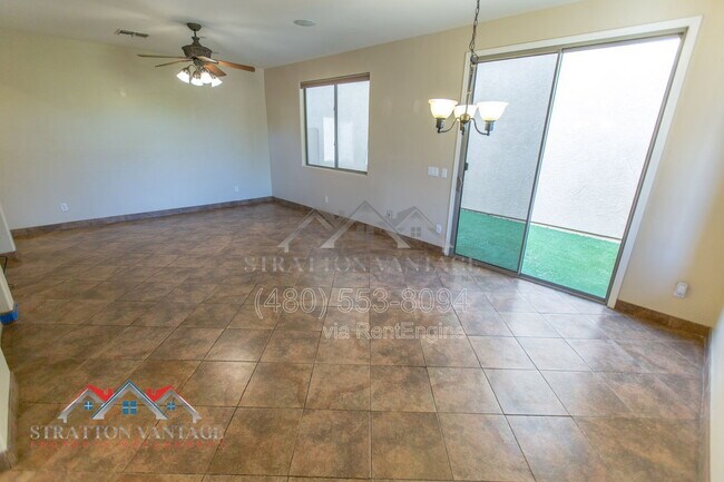 Building Photo - 9136 W Meadow Dr