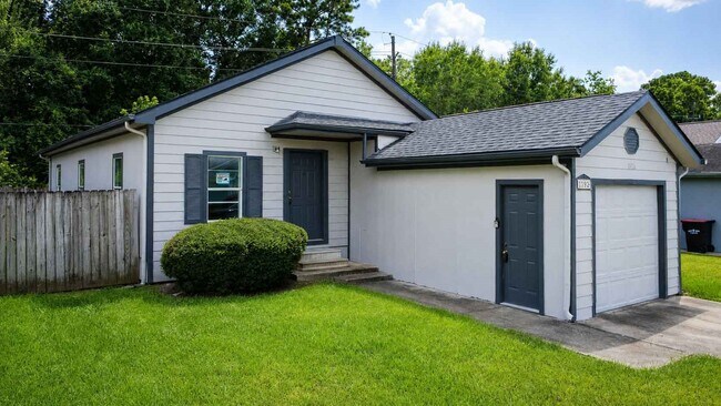 Building Photo - 11926 Greensbrook Forest Dr