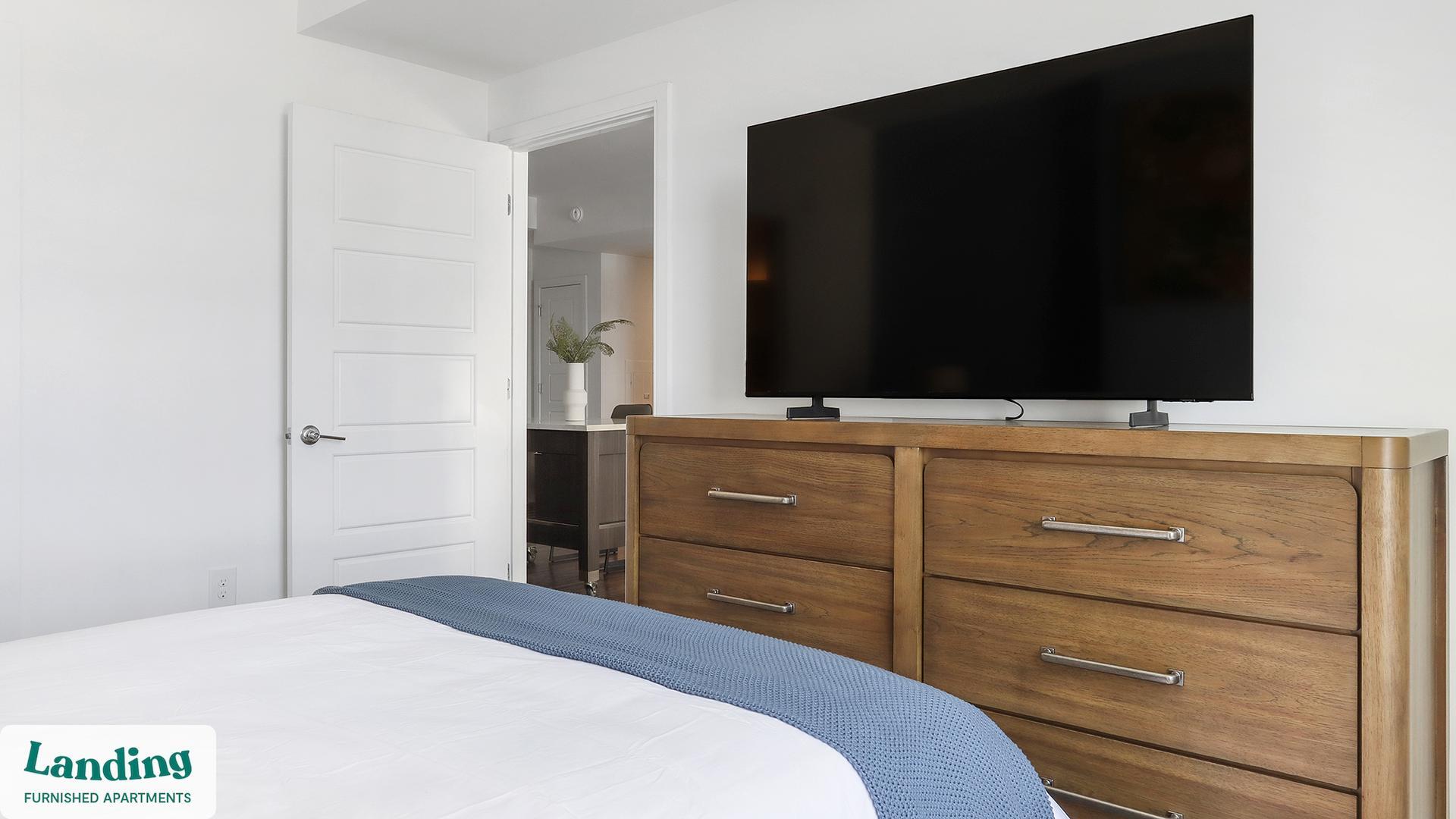 Building Photo - 3005 Peachtree Rd NW