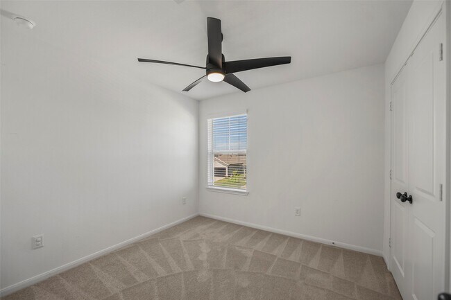 Building Photo - 23403 Cranberry Grader Ln