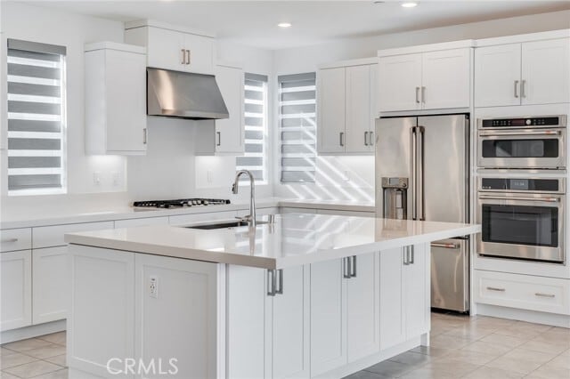 Building Photo - 241 Culture