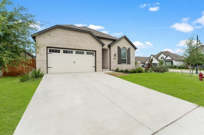Building Photo - 22600 Fountaingrass Ln