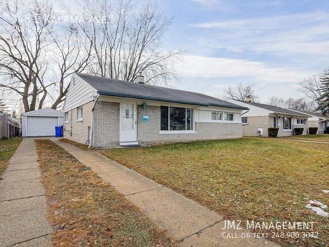 Building Photo - 948 Kalama Ave