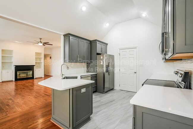 Building Photo - 105 Wagon Trail Dr