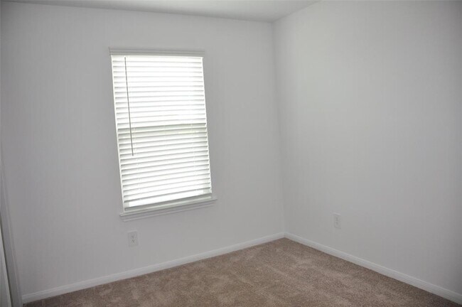 Building Photo - 10614 Cashew Run Ln