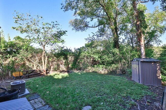 Building Photo - Two Bedroom Home for UC Students for This ...