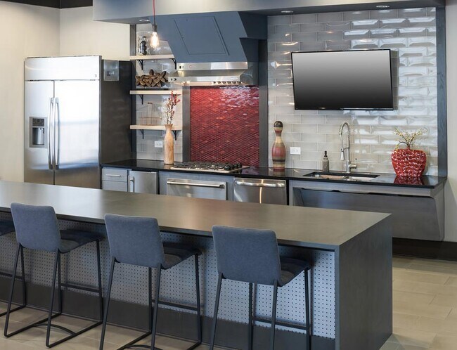 Building Photo - Hello Movie House, Hello 1 Bed Apartment