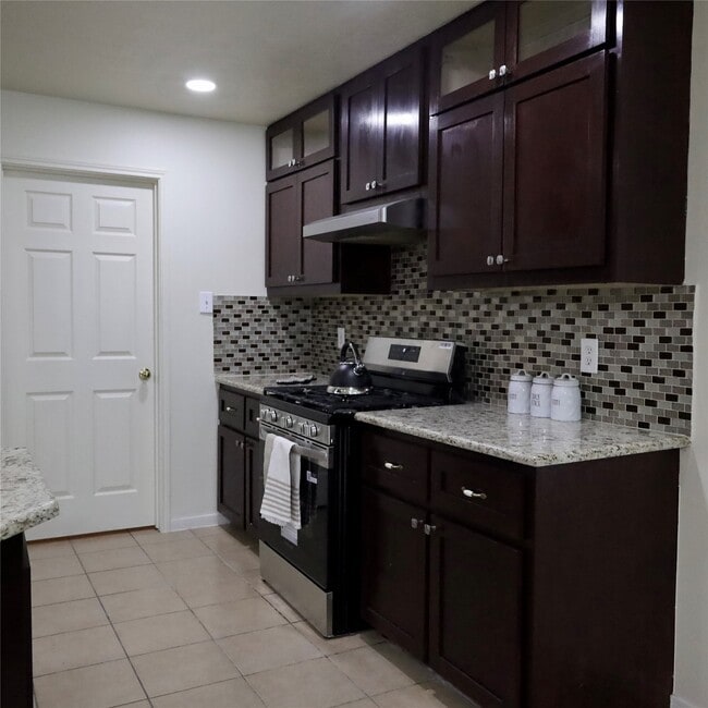 Building Photo - 14411 Avery Brooke Ln
