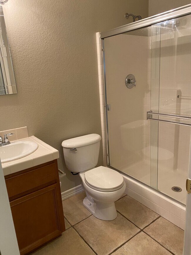 Building Photo - Temecula 4 Bedroom + Loft & Office Available in July