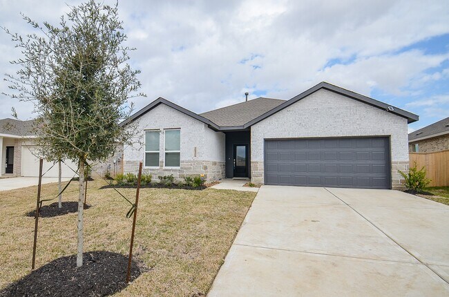 Building Photo - 26506 Coast Redwood Dr