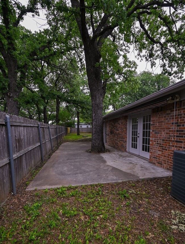 Building Photo - Charming 3 Bedroom 2 Bath, Decatur TX