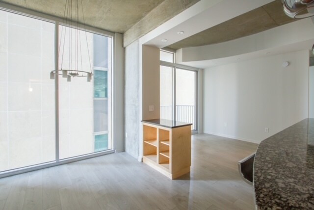 Building Photo - 415 Church St