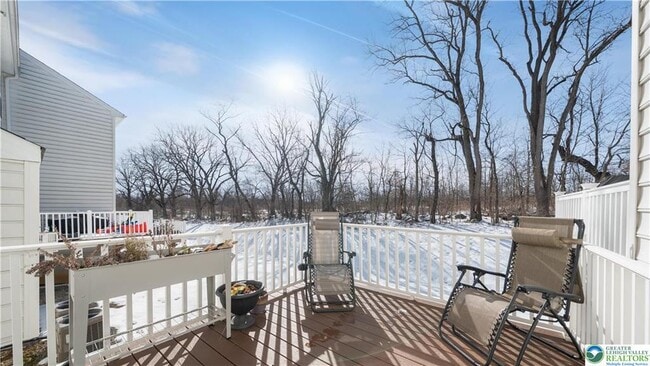 Building Photo - 358 Redclover Ln