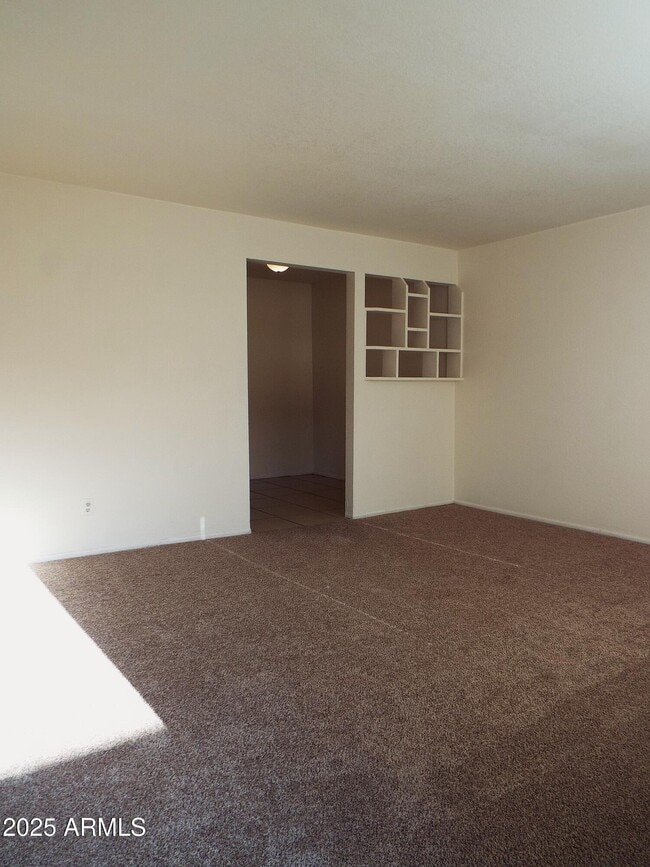 Building Photo - 6713 W Palmaire Ave