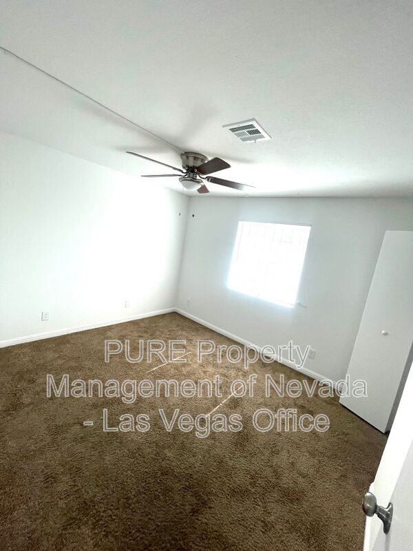 Building Photo - 3512 Rio Robles Dr