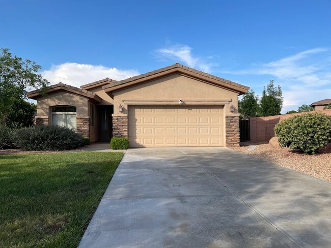 Primary Photo - Beautiful 3 Bedroom Home in Coral Canyon!