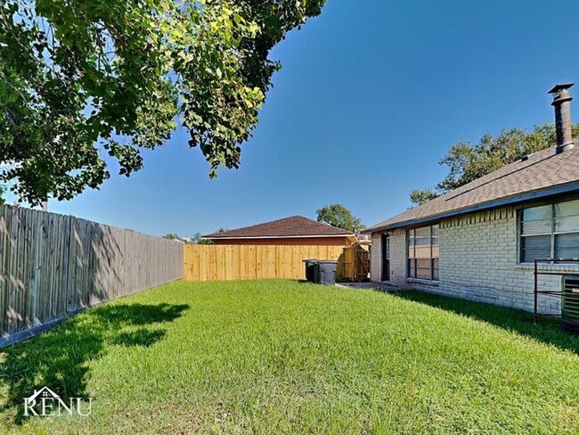 Building Photo - 6918 Rockergate Dr