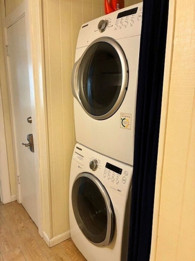 Building Photo - Long Term Rental- Gold Camp #69