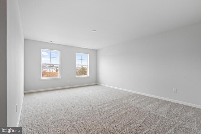 Building Photo - 54 Roberta Wy.