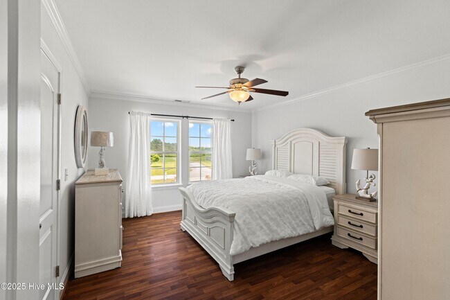 Building Photo - 112 Cherry Grove Dr