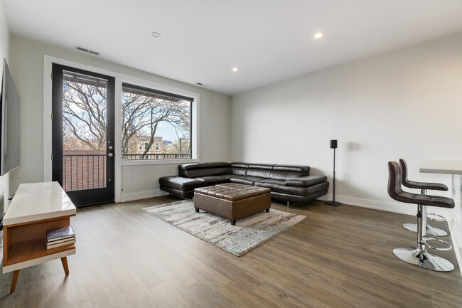 Building Photo - 2111 S Halsted St