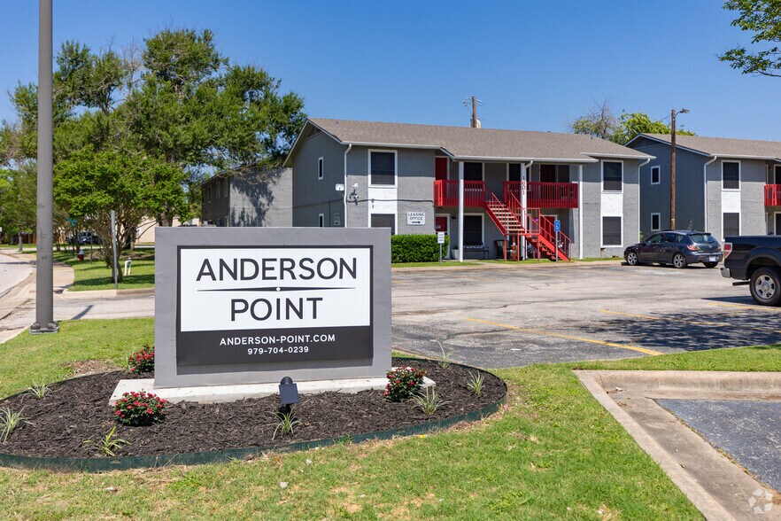 Anderson Point Apartments 1601 Anderson St College Station TX 77840
