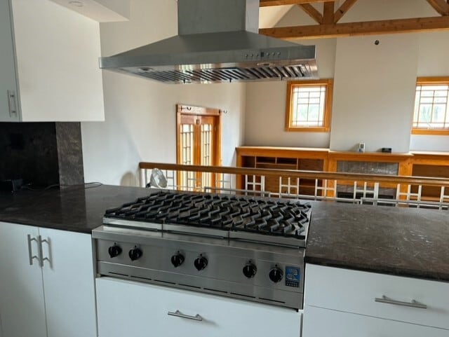 Building Photo - 1110 W 31st St