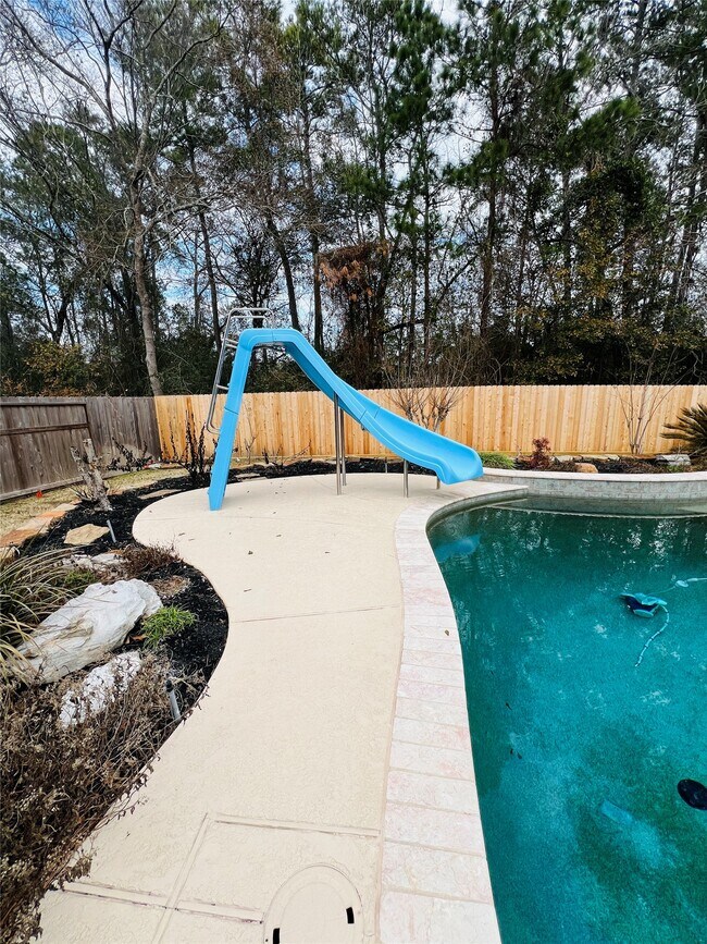 Building Photo - 27 E Shale Creek Cir