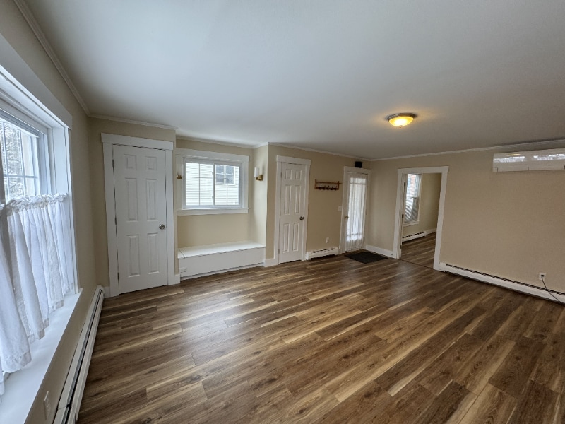 Building Photo - 7 Spring St