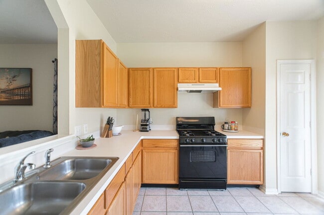 Building Photo - 1111 Turnberry Park Ln