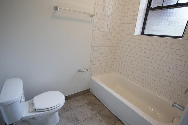 Floorplan - 5202-5210 S. Cornell Avenue