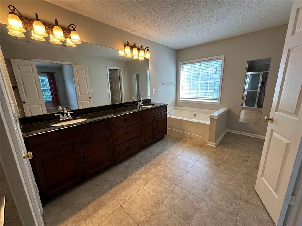 Building Photo - 500 Stambridge Ct