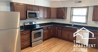 Building Photo - 6304 N Cicero Ave