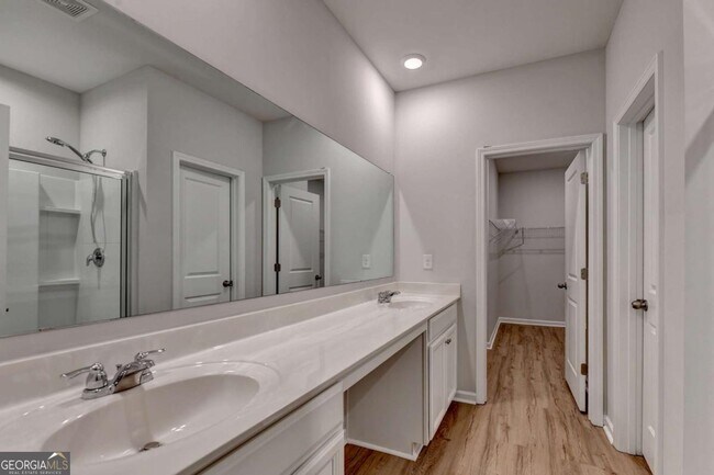 Building Photo - 175 Grey Falcon Ave